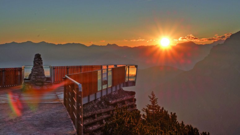 L'alba alla piattaforma panoramica StubaiBlick, © Schlick2000/Norbert Span