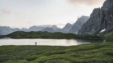 Il laghatto Steinsee nelle Alpi della Lechtal, © Tirol Werbung/Sebastian Schels