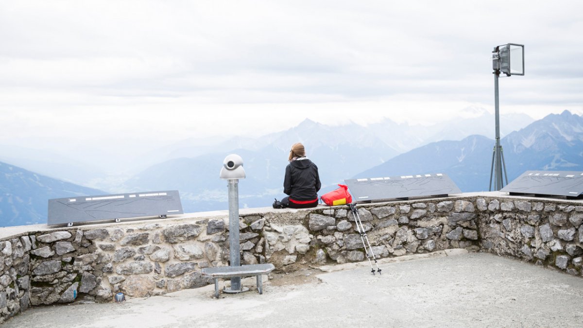 Sentiero dell'aquila: il panorama dall'Hafelekar sopra Innsbruck, © Tirol Werbung