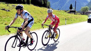 La gara ciclistica Bergkaiser attraversa la valle Sellrain e arriva alla sella Kühtaisattel., © RC Radsportevents Tirol