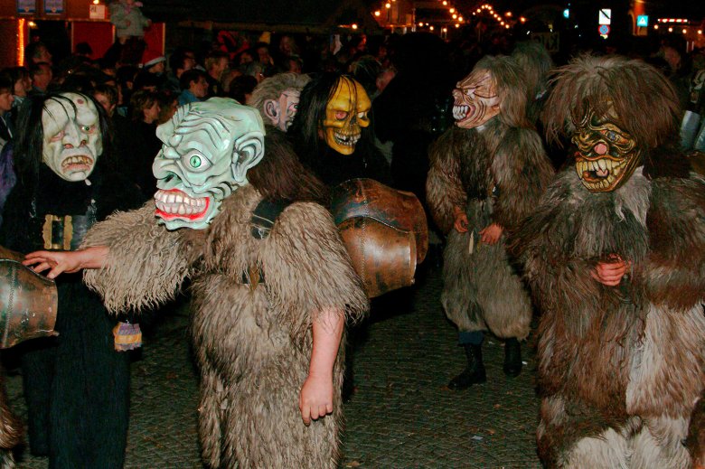 Durante il giorno di San Nicola nell&rsquo;Osttirol sono in giro i diavoli &bdquo;Klaubauf&rdquo;.&nbsp;
, © Osttirol Werbung, Zlöbl