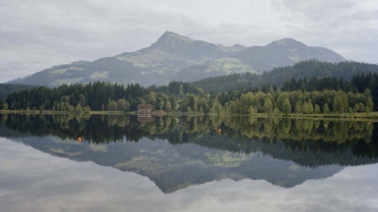 Il lago di Schwarzsee a Kitzbühel, © Tirol Werbung/Phelps Andrew